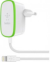 Сетевое зарядное устройство Belkin F8J204vf06 Apple 8pin 2.4A белый (F8J204VF06-WHT)